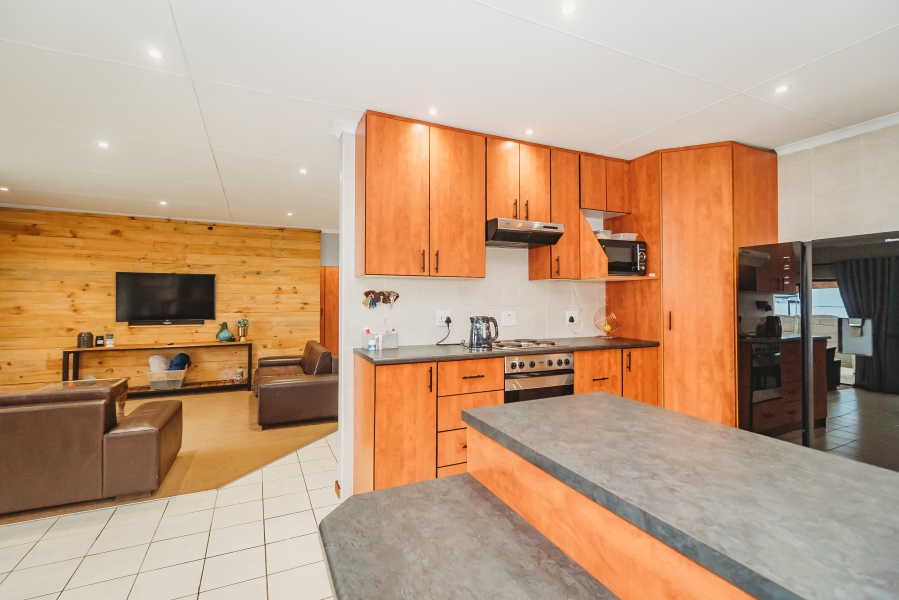 2 Bedroom Property for Sale in Heather Park Western Cape